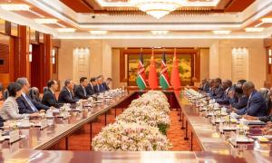 MITI CS Hon. Lee Kinyanjui and PS Abubakar Hassan with H.E. President William Ruto at the Kenya-China Investor Roundtable in Beijing. Photos: Courtesy